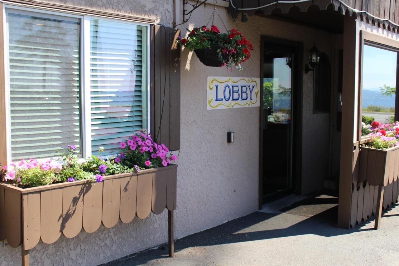 Ramada By Wyndham Campbell River Exterior foto